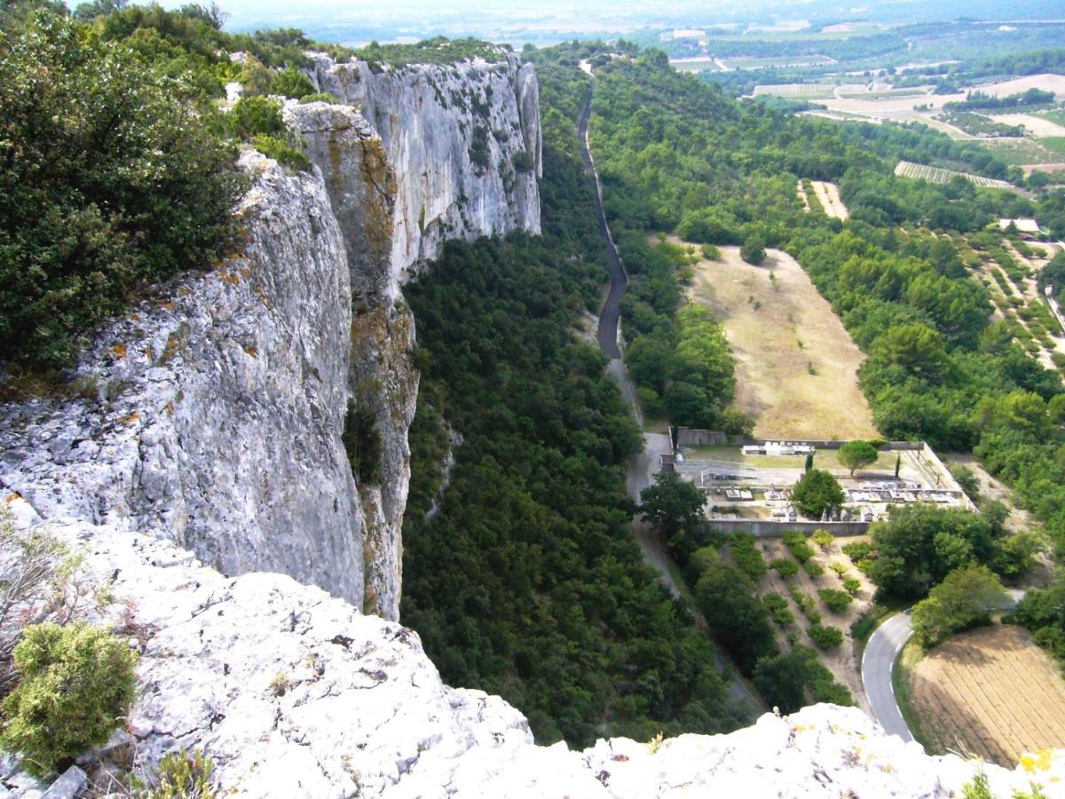 Bed and Breakfast Les Cerises Saint-Saturnin-lès-Apt Exterior foto